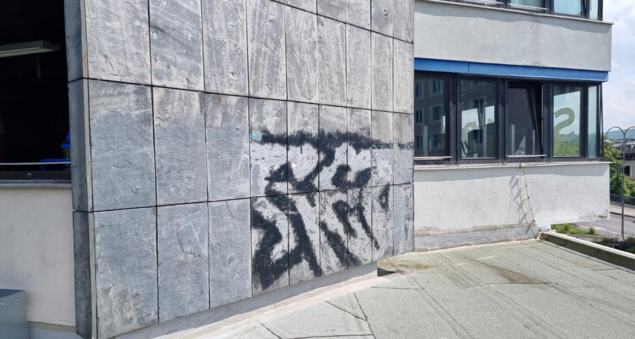 WhatsApp Image 2025-12-10 at 23.52.18